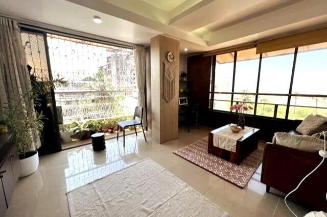 Marita 701 Bandra Beauty 2 Bed 2 Bath Sea View Parking Apartament *